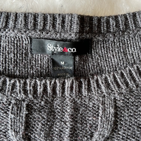 Sweater - Picture 2 of 3